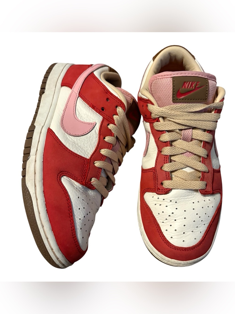 Nike Red, Pink & Cream Low-Top Sneakers